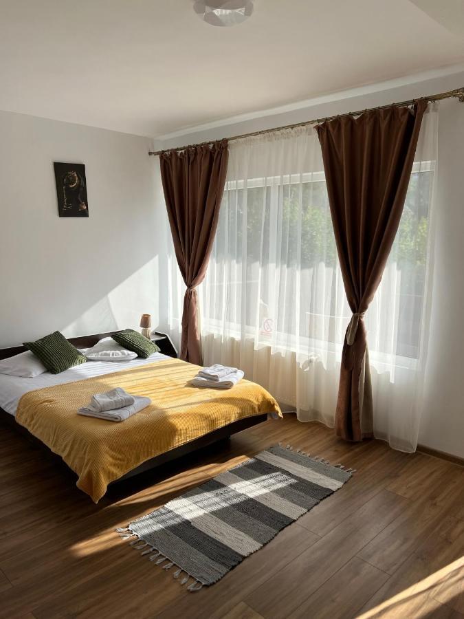 Vila Vibrant Bran  Bagian luar foto