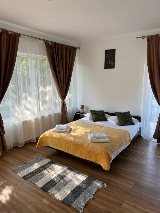 Vila Vibrant Bran  Bagian luar foto