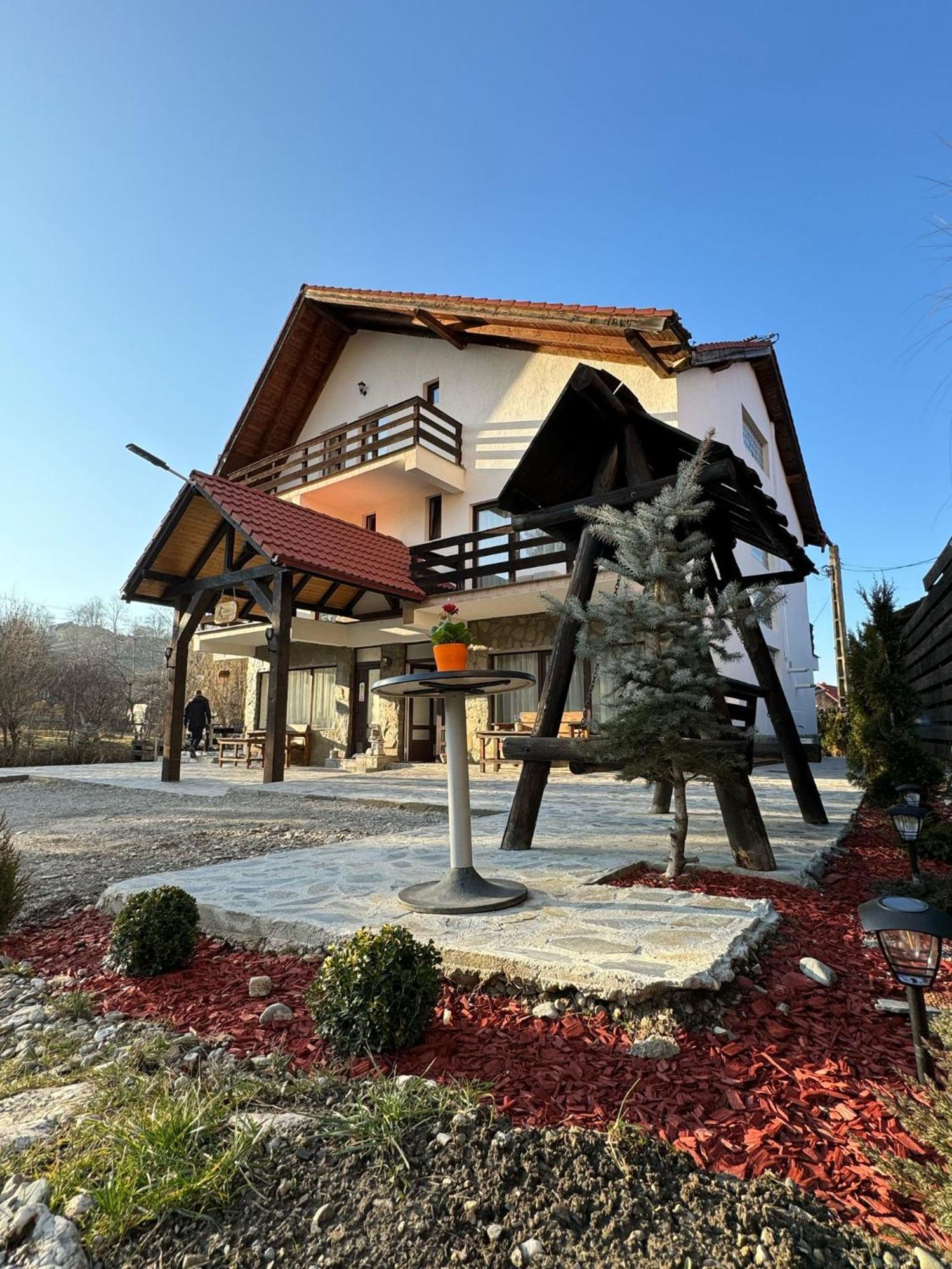 Vila Vibrant Bran  Bagian luar foto