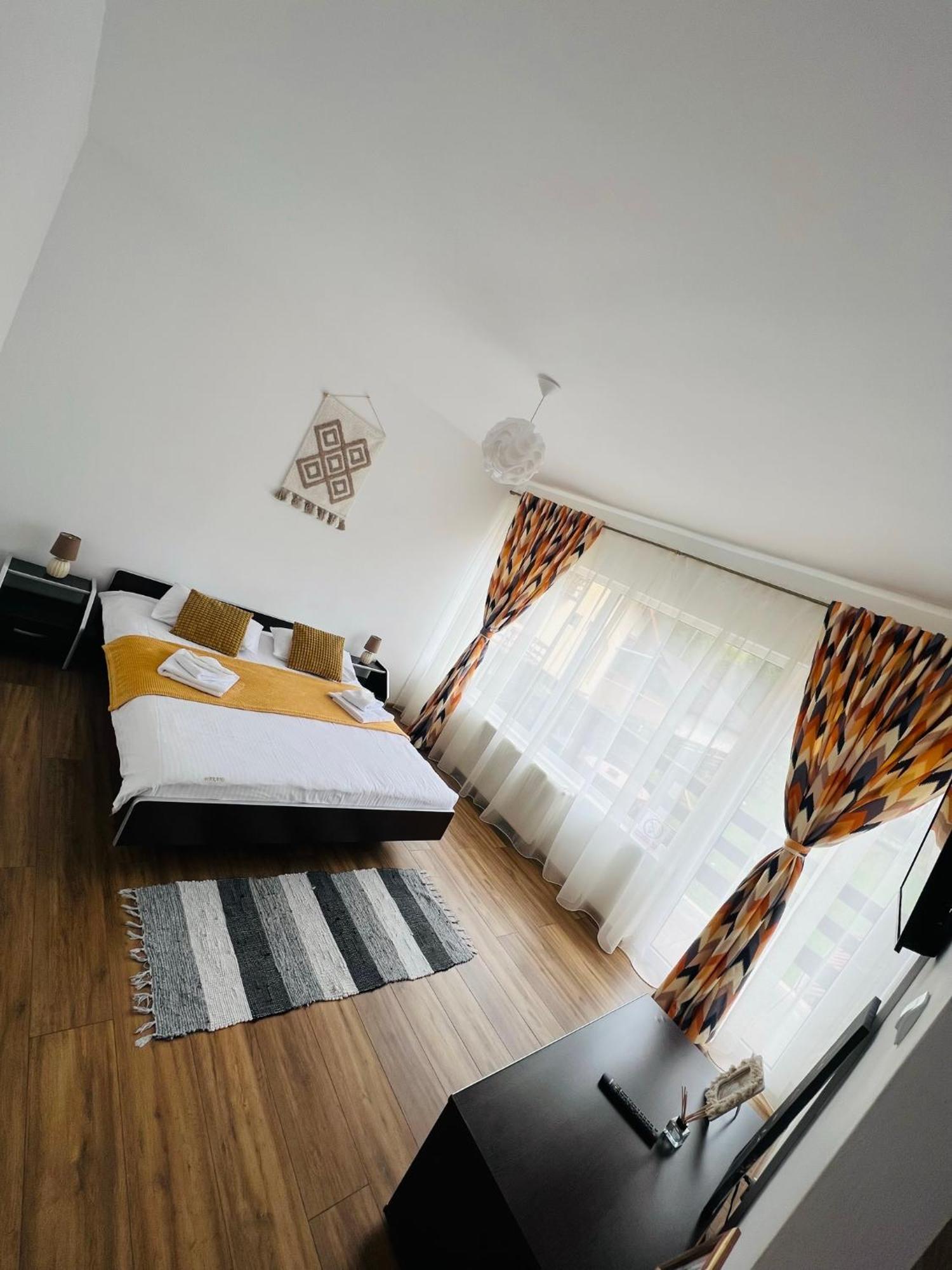 Vila Vibrant Bran  Bagian luar foto